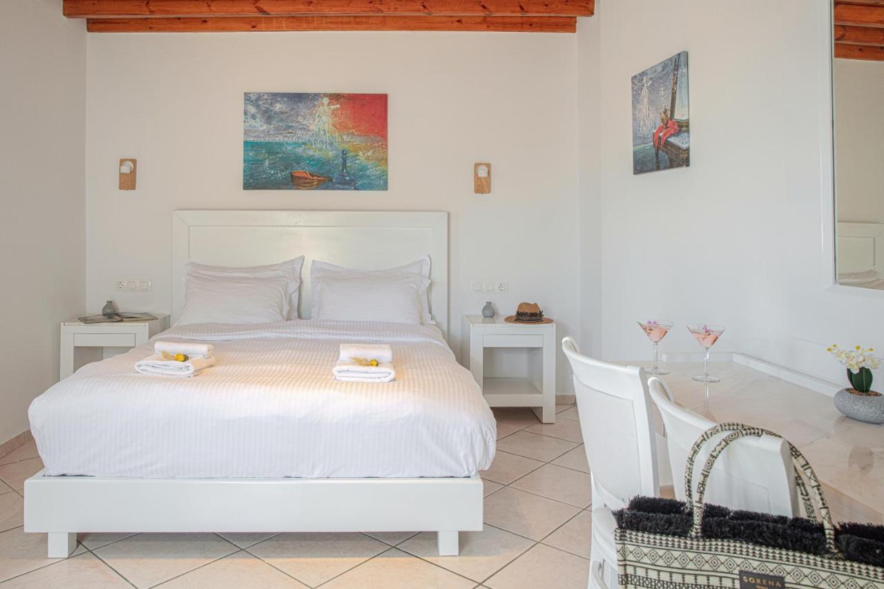 Corfostar Rooms Mykonos Town エクステリア 写真