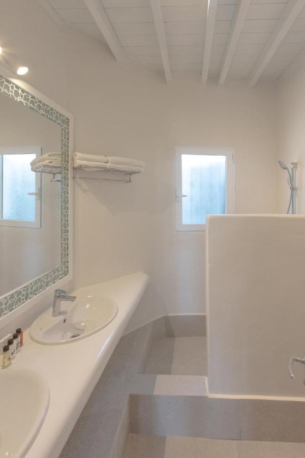 Corfostar Rooms Mykonos Town エクステリア 写真